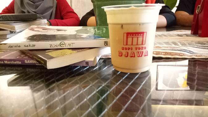 Toko Kopi Djawa Warung Kopi Unik Dari Kota Bandung Yang Dulunya Toko Buku Citizen6 Liputan6 Com