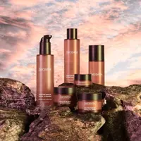 Rangkaian dengan kandungan alami terbaik dari laut, untuk kulit sehat, lembap, ternutrisi.