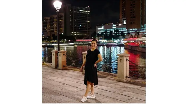 Nah ini dia Fifi Karamoy, istri Vincent Rompies yang jarang terekspos.