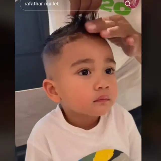 Keluarga Raffi Ahmad Punya Tukang Cukur Langganan, Berapa Bayarannya?  foto: TikTok @raffi_nagita