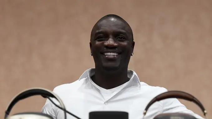 [Bintang] Akon