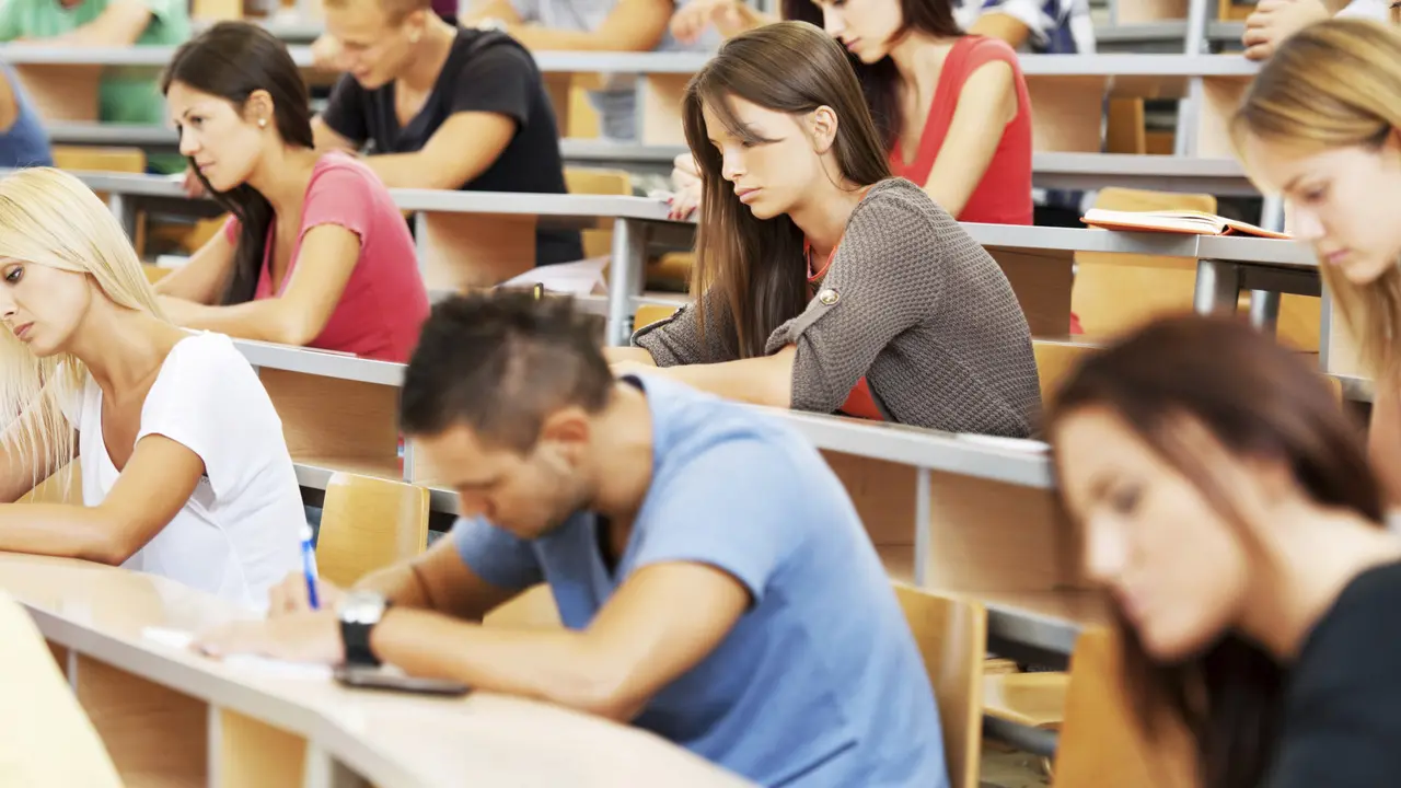 16 Tipe Mahasiswa Ini Pasti Ada di Setiap Kampus, Kamu yang Mana?