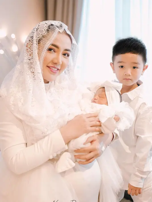 [Instagram/bellashofie_rigan]