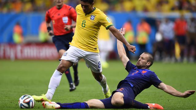 FOTO: 7 Bek Tengah Kelas Dunia yang Berasal dari Belanda