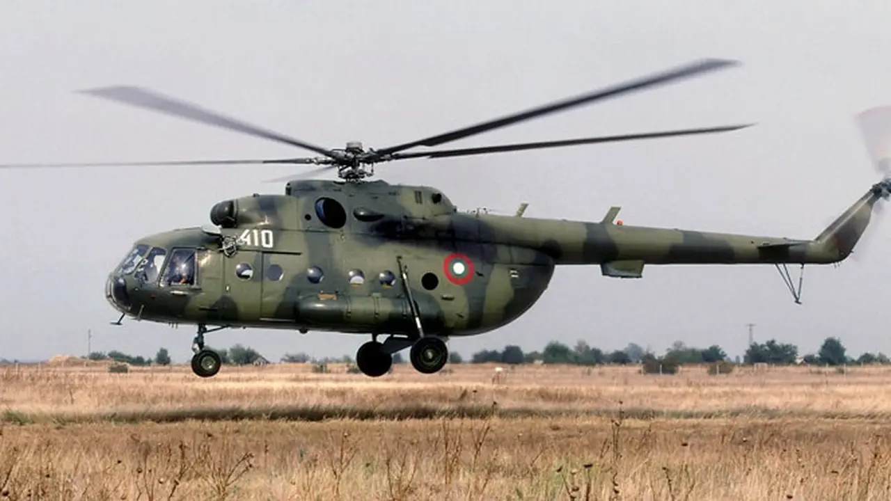 7-helikopter-mi17-131109c.jpg