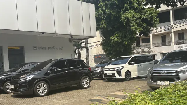 Potret trotoar jalan di wilayah DKI Jakarta.