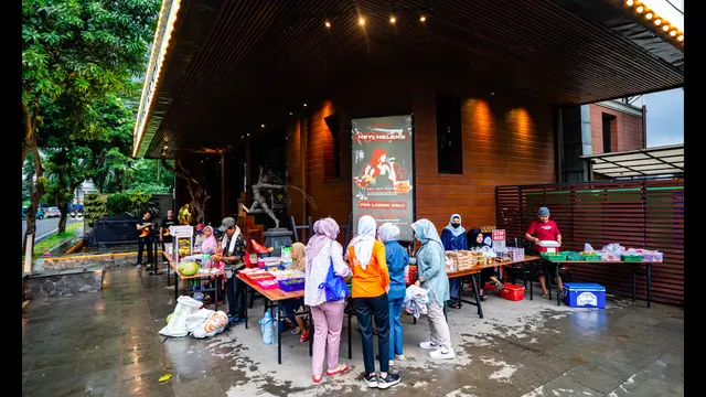 Never Stop Caring: HW Peduli Dukung UMKM dengan Pasar Takjil Gratis