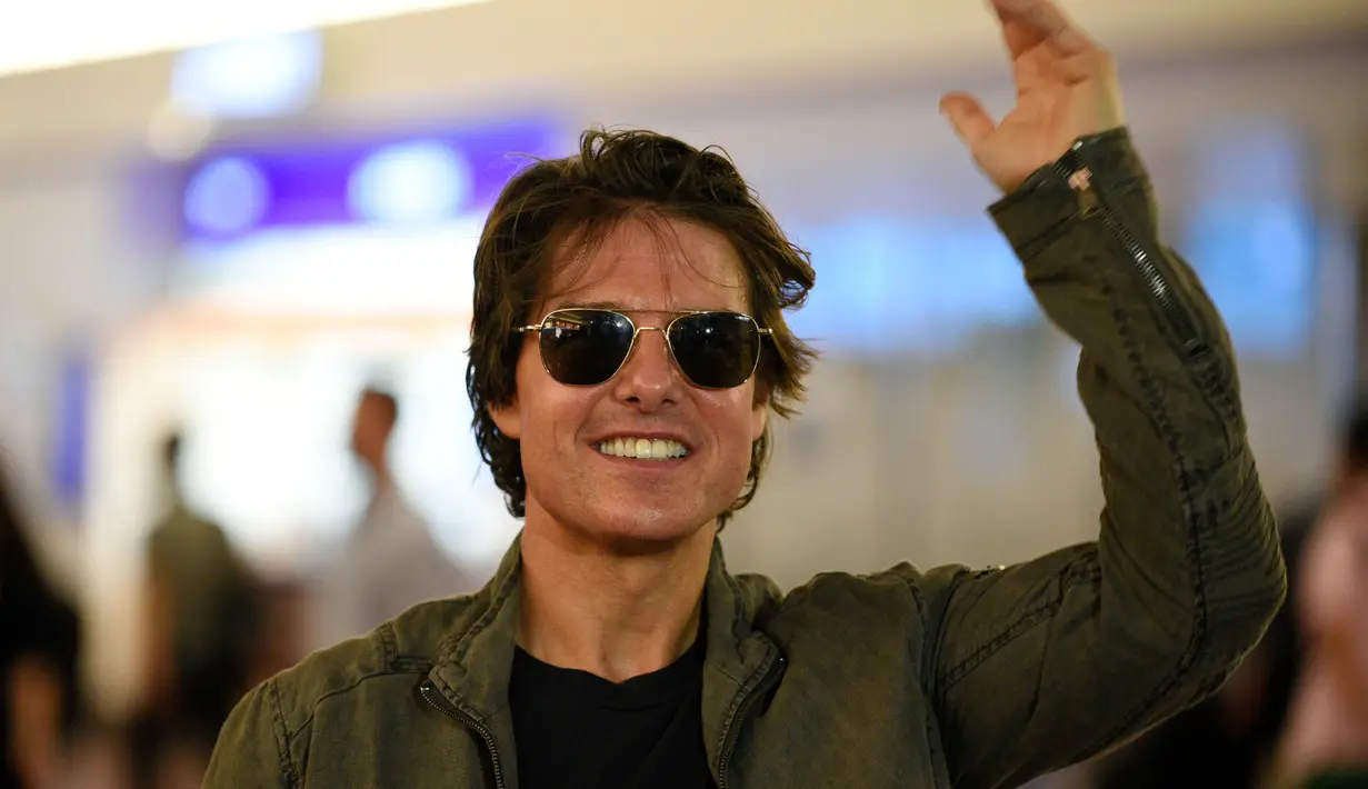 Sang aktor, Tom Cruise pun sudah berada di Columbia sejak Agustus 2015. Selain Cruise, film yang direncanakan rilis pada 6 Januari 2017 itu juga dibintangi oleh Domhnall Gleeson, Lola Kirke, Sarah Wright dan Jesse Plemons. (Bintang/EPA)