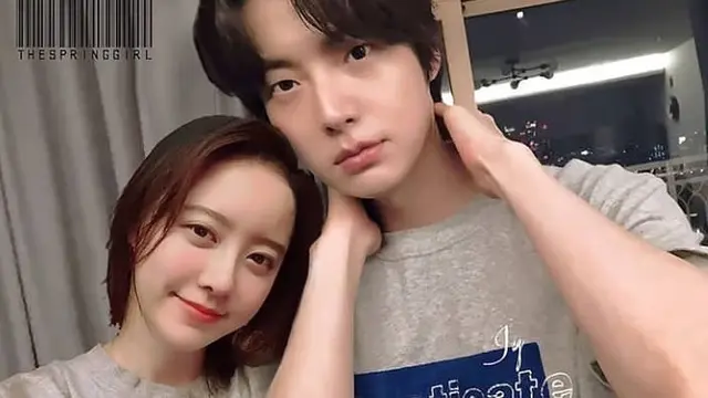 Ahn Jae Hyun dan Goo Hye Sun (sumber: instagram/@goohyesun_84)