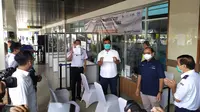 Pelabuhan Tanjung Perak memberlakukan tes Genose. (Dian Kurniawan/Liputan6.com)