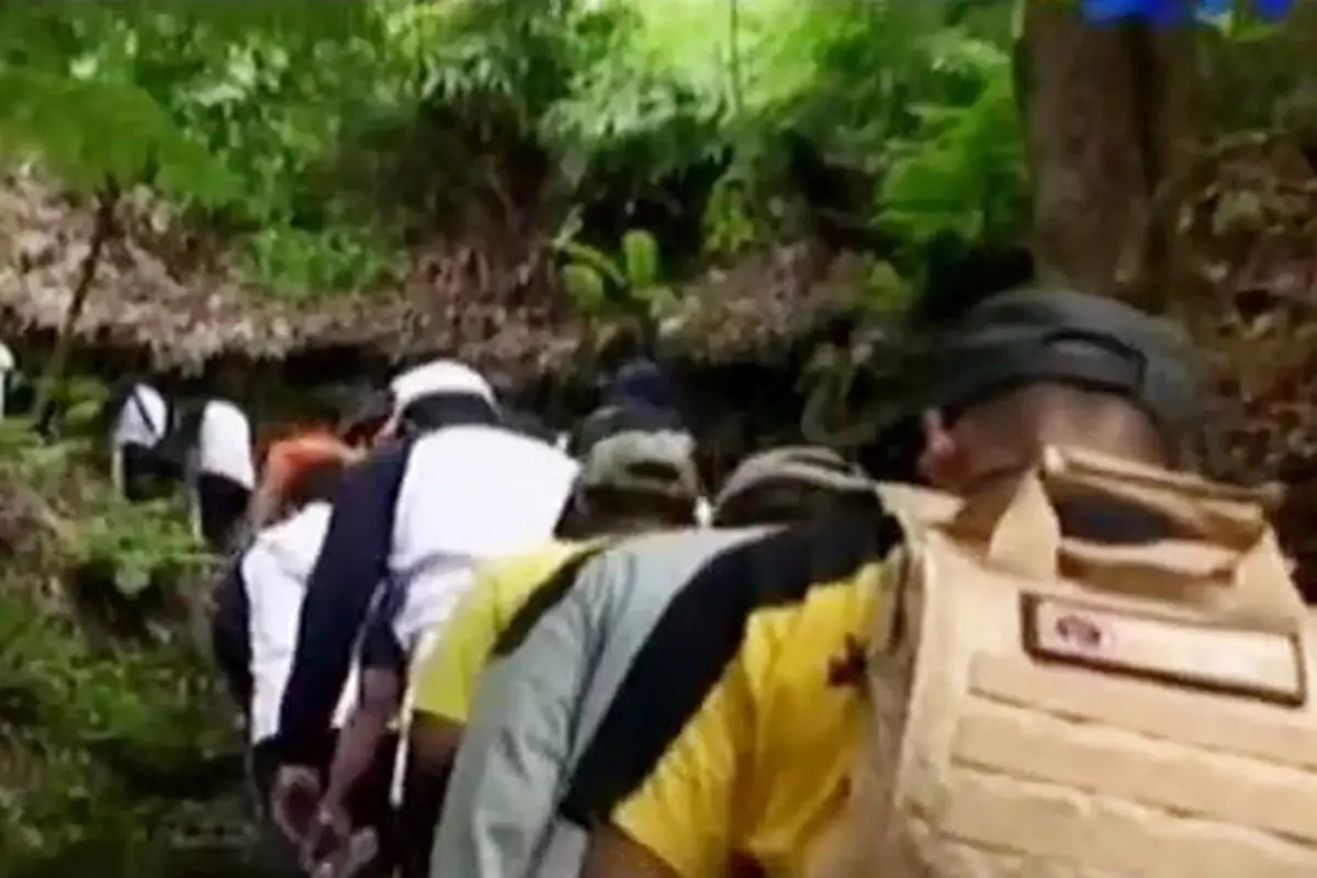 Segmen 7: Polisi Mendaki Bukit hingga Jelang Perayaan Waisak