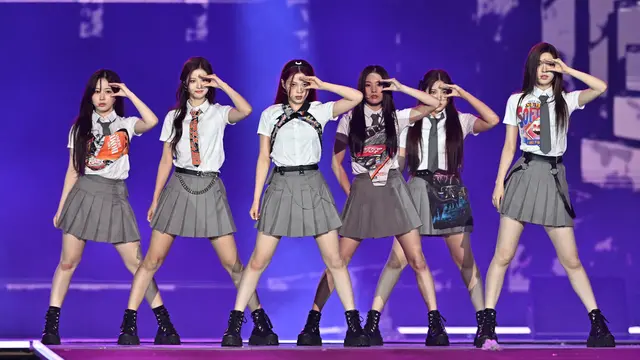 NMIXX Tampil Memukau di Panggung Seoul Festa 2022