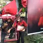 Simpatisan PDIP asal Surabaya kayu becak sampai Bali