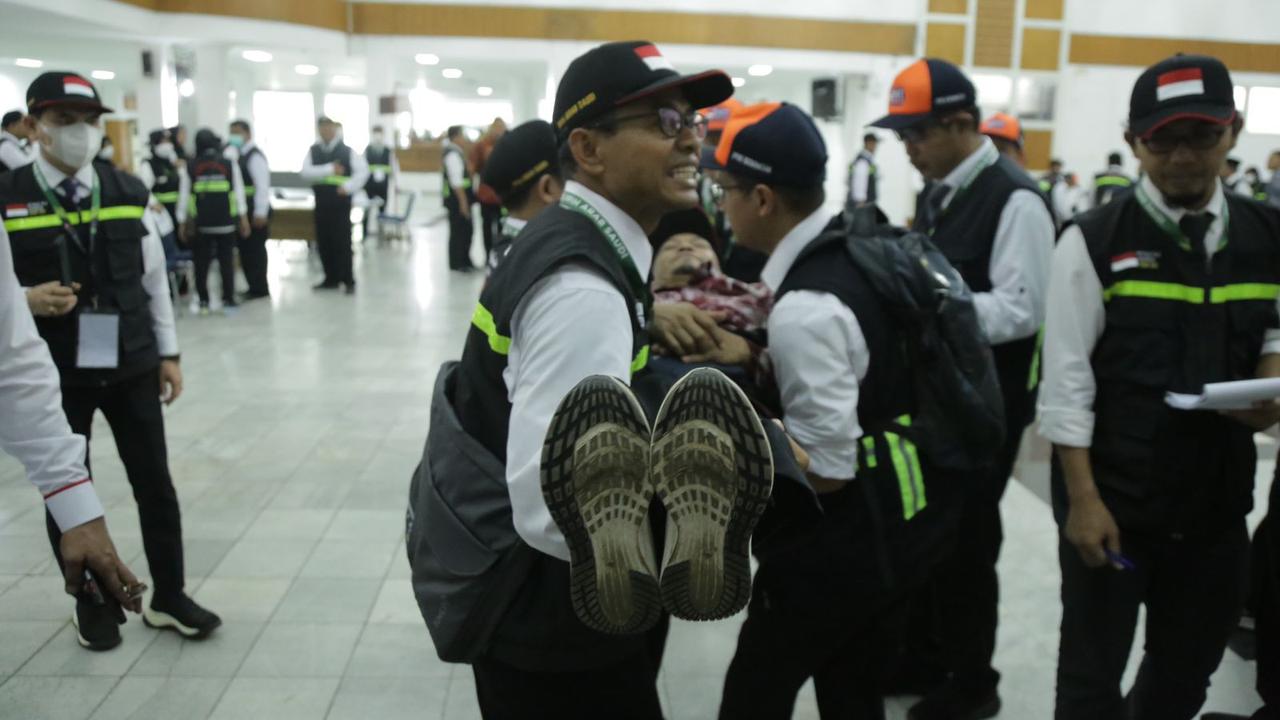 Petugas PPIH Matangkan Persiapan Pelayanan Haji Ramah Lansia