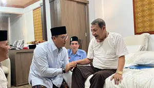 Perintah Habib Luthfi tersebut disampaikan kepada Sudaryono disela acara silaturahmi dan Halal bi Halal Nderek Guru (NDARU) yang digelar di Kawasan Guci, Tegal, Jawa Tengah, Senin 20 Mei 2024. (Ist)