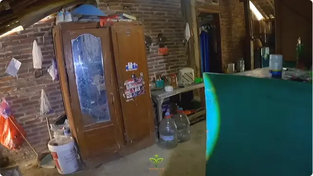 Rumah Masa Kecil Mendiang Kasino Warkop (YouTube TEDHONG TELU)