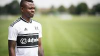 Juan Michael Seri resmi bergabung dengan klub promosi Premier League, Fulham. (Twitter/Fulham)