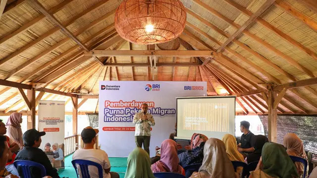 BRI Peduli Berdayakan Eks Pekerja Migran di Lombok Lewat Pelatihan Kerajinan Bambu