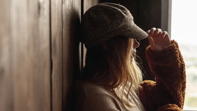 wanita desember terlihat lebih tua