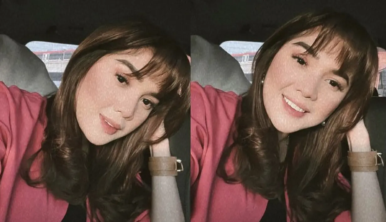 <p>Namun saat tidak balapan, ia menjelma tampil semakin cantik. Dengan bluson yang memerlihatkan tulang pipinya. Mengenakan lipstik pink matte, serta alis mata yang on fleek.&nbsp;@rayanurfitrird</p>