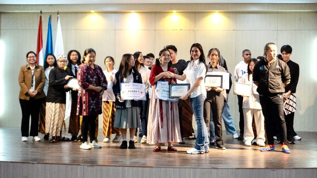 Festival Teater dan Monolog 'Denny J.A: Dari Puisi ke Panggung' untuk pelajar SMP dan SMA se-Jabodetabek.