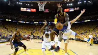 Gim 5 Final NBA: Cleveland Cavaliers vs Golden State Warriors (Reuters / Bob Donnan)