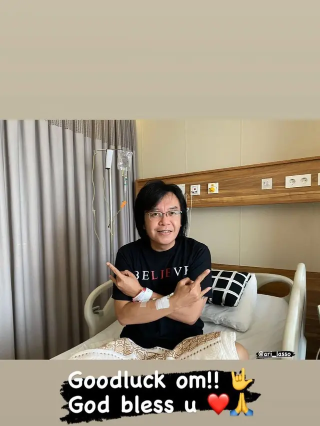 Ari Lasso sebelum menjalani operasi di rumah sakit
