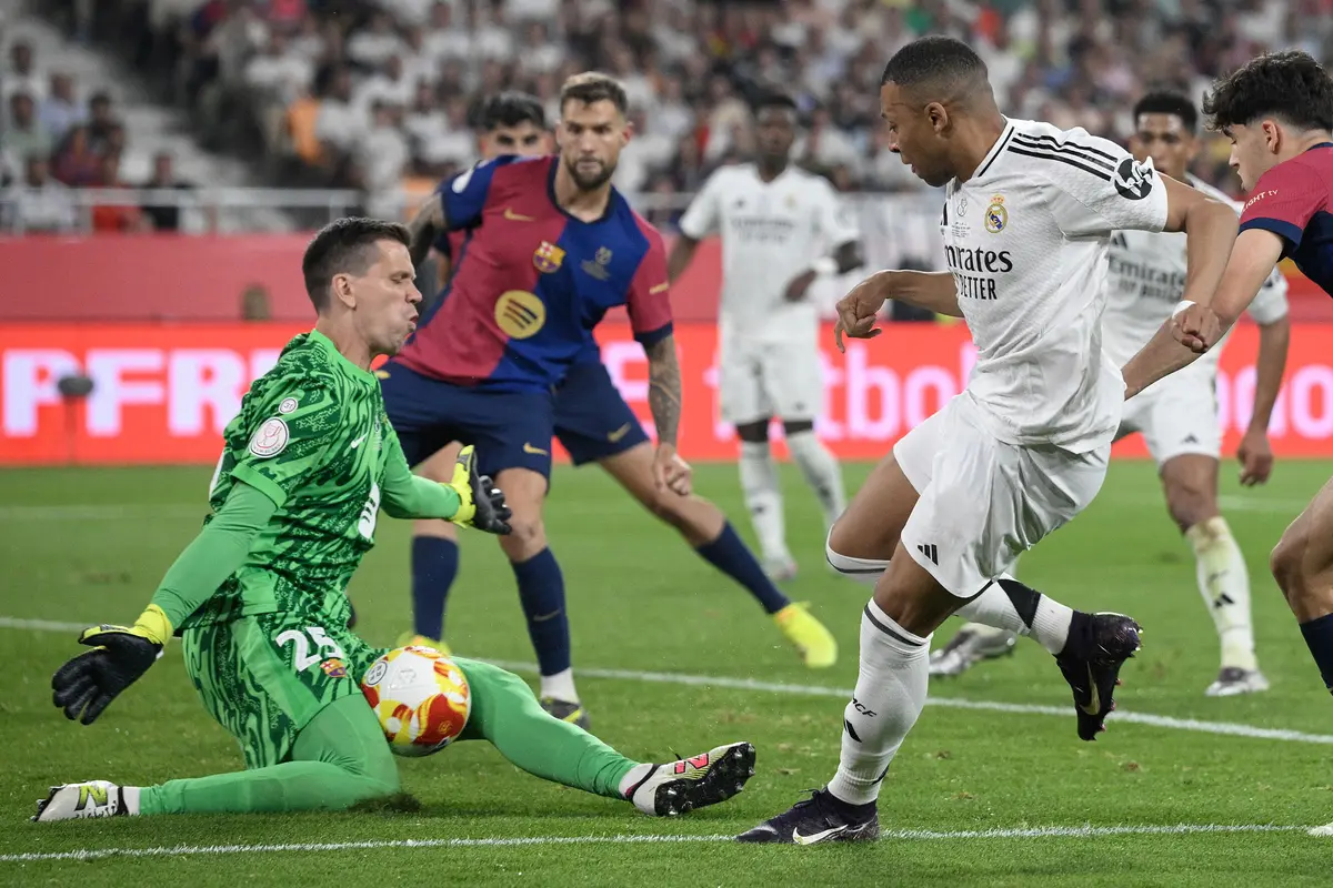 Foto: Barcelona Sukses Raih Gelar Juara dalam Laga Final Copa Del Rey yang Penuh Drama
