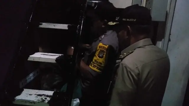 Kos kotak atau sleep box di Johar Baru yang sedang ramai diperbincangkan. (Merdeka.com/Nur Habibie)