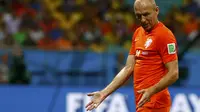 Arjen Robben kecewa ( REUTERS/Paul Hanna)