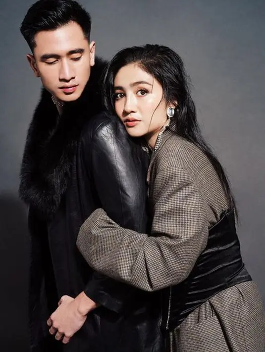 <p>Febby Rastanty tampak cantik menawan dengan gaya rambut yang misty. [Foto: instagram.com/winstongomez]</p>