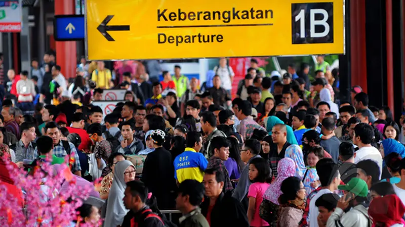 Ratusan Penumpang Lion Air Terlantar di Terminal 1B Soekarno Hatta