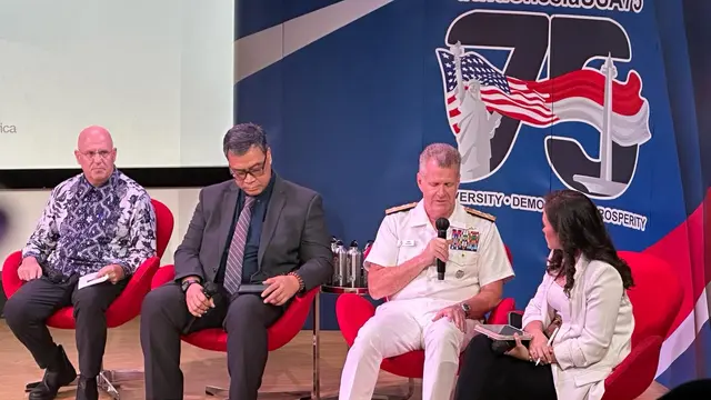 Komandan U.S. Indo-Pacific Command (USINDOPACOM) Laksamana Samuel Paparo dalam acara diskusi di @america, Jakarta, Rabu (12/6/2024). (Liputan6/Benedikta Miranti)