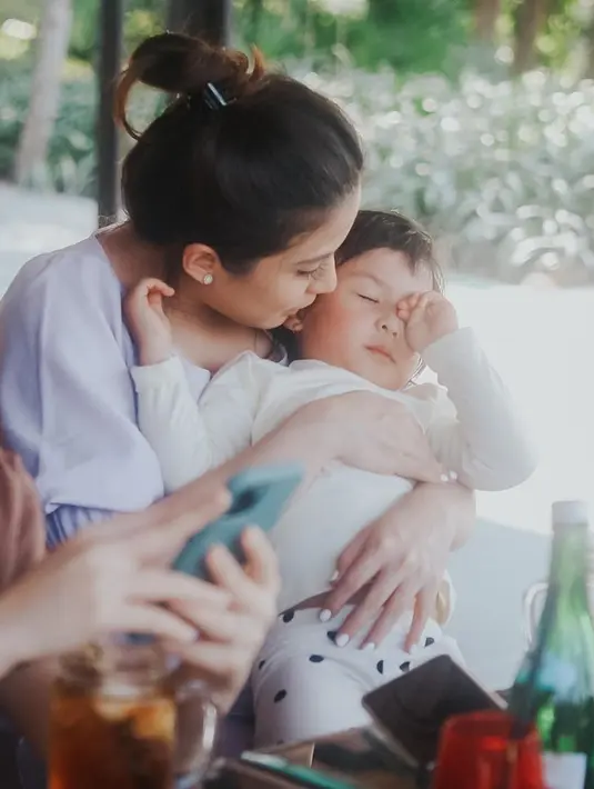 Chelsea Olivia (Instagram/chelseaoliviaa)