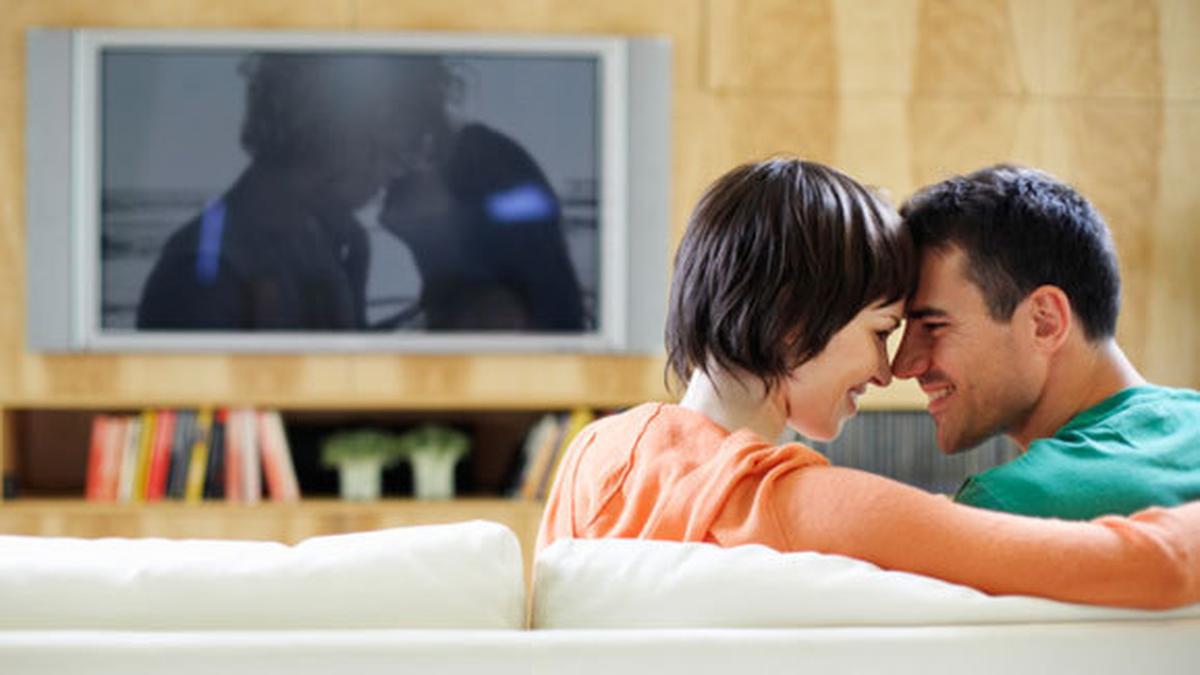 5 Pelajaran Tentang Seks Dari Film Dewasa - Parenting Fimela.com