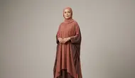 6 Model Gamis Longgar untuk Ibu 50-an yang Nyaman Dipakai saat Maulid Nabi 2026