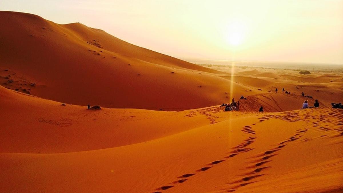 6 Danau yang Masih Ada di Gurun Sahara, Jadi Keajaiban Alam Tak Terduga