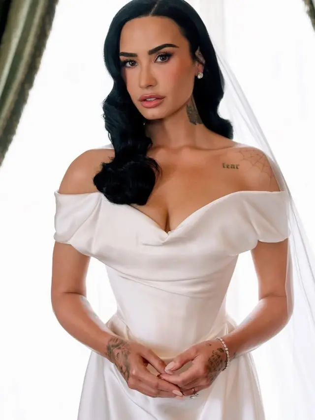 Demi Lovato di Hari Pernikahannya Bersama Jordan Lutes. dok. @josevila