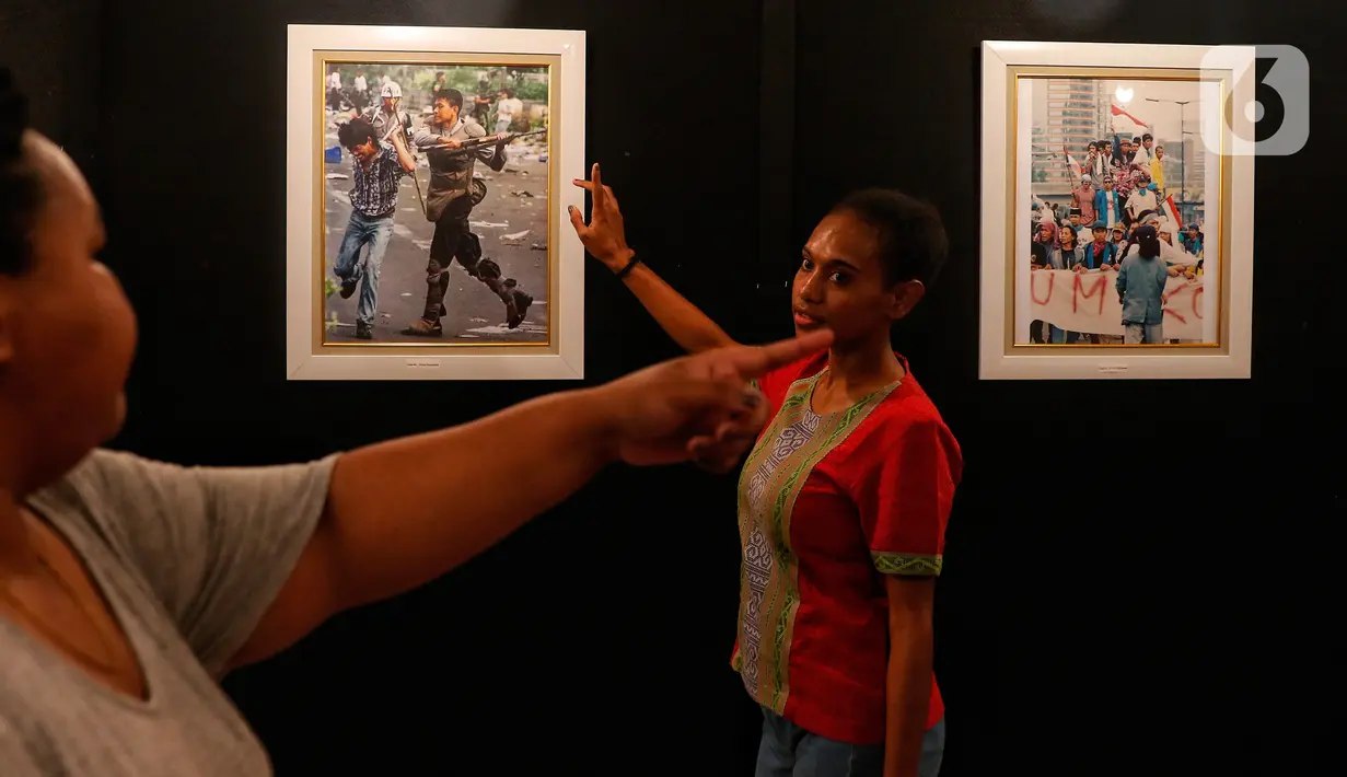Sebagai informasi, Pena 98 merupakan perkumpulan aktivis 1998 yang terdiri dari Adian Napitupulu sebagai sekretaris jenderal (Sekjen), dan Erwin Usman sebagai anggota presidium. (Liputan6.com/Angga Yuniar)
