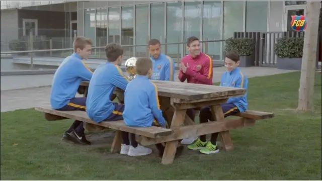 Wawancara Lionel Messi dengan Bintang Masa Depan Barcelona