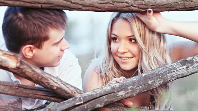 Faktanya Cinta Pada Pandangan Pertama Itu Tidak Ada Lifestyle