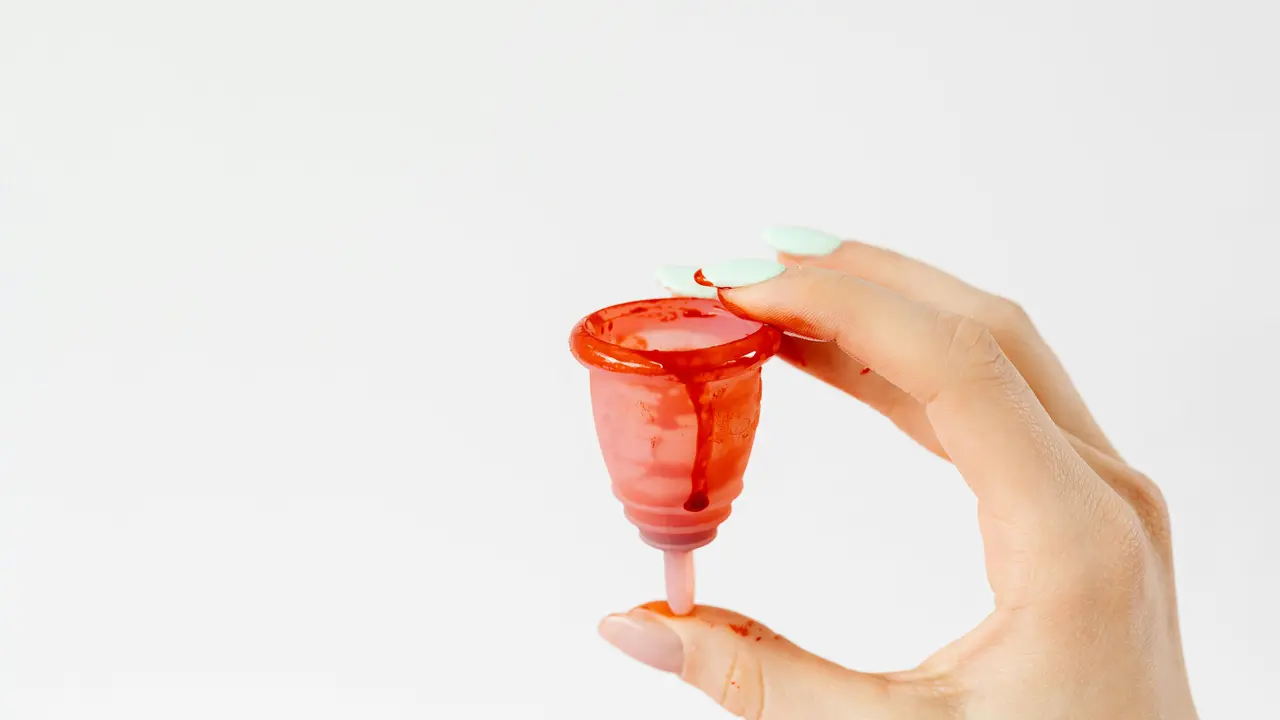 Ganti Pembalut ke Menstrual Cup, Solusi Praktis dan Ramah Bumi untuk Menstruasi Higienis