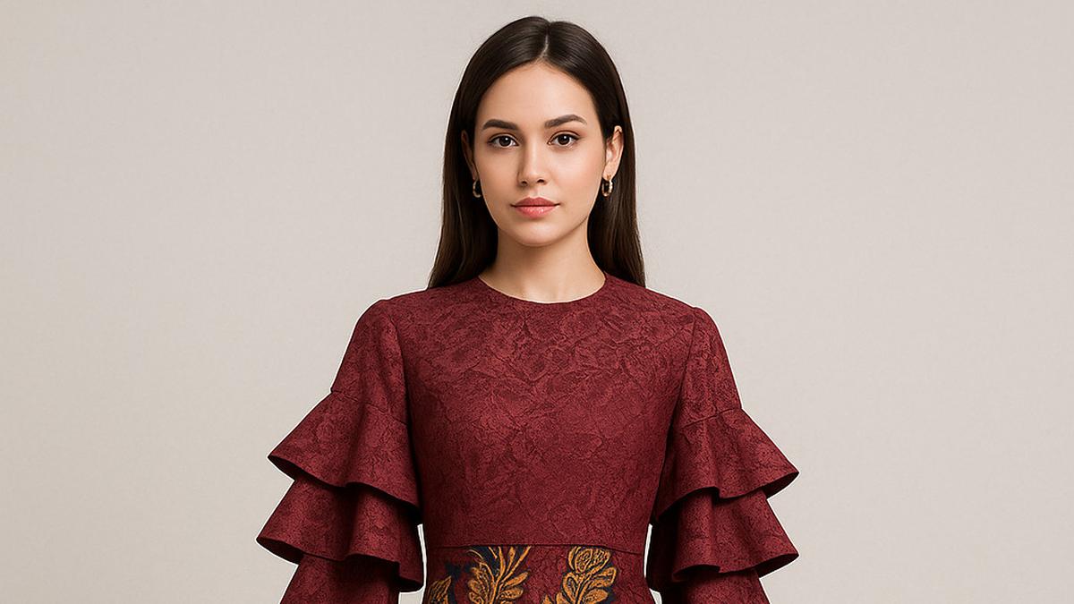 TOP 3: Inspirasi Model Batik Brokat Lengan Tiga Lapis hingga Gelang Emas 24 Karat 5 Gram yang Bagus