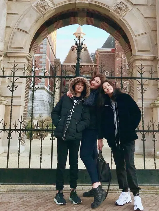 Makayla Athaya Anak Cornelia Agatha (Instagram/uloustwins)