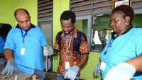 Orang-orang Afrika Belajar Tangkap Ikan di Banyuwangi