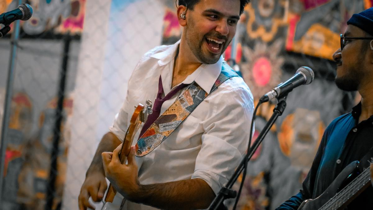 Josh Holmes Rilis Lagu Last First Kiss Hari Ini, Langsung Tancap Gas Konser di Jakarta Besok