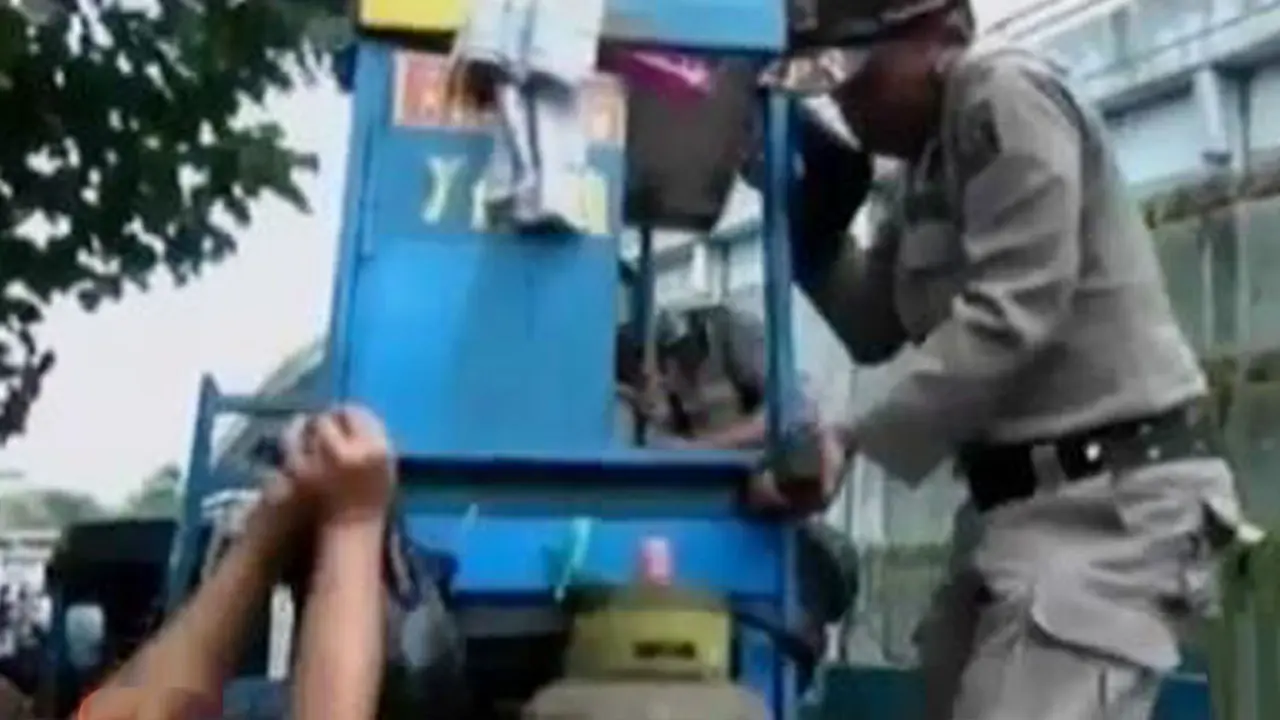 Segmen 5: Razia PKL Tanah Abang hingga Penertiban Lauar Batang