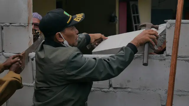 Pembongkaran akses jalan