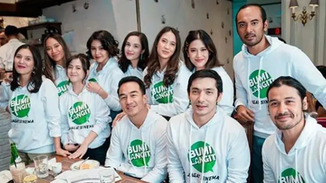 Keseruan Peluncuran Jagat Sinema Bumilangit Jilid Satu