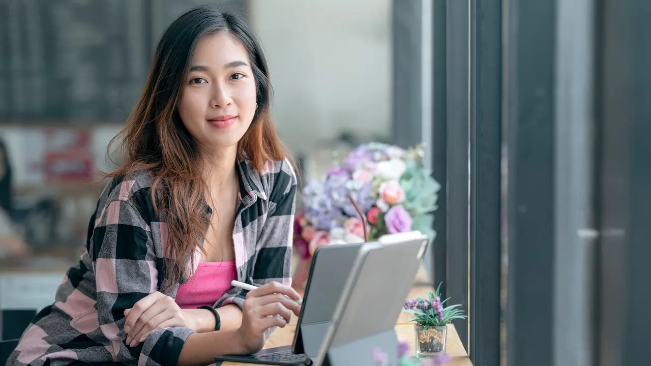 perempuan dan 25 agustus cerdas